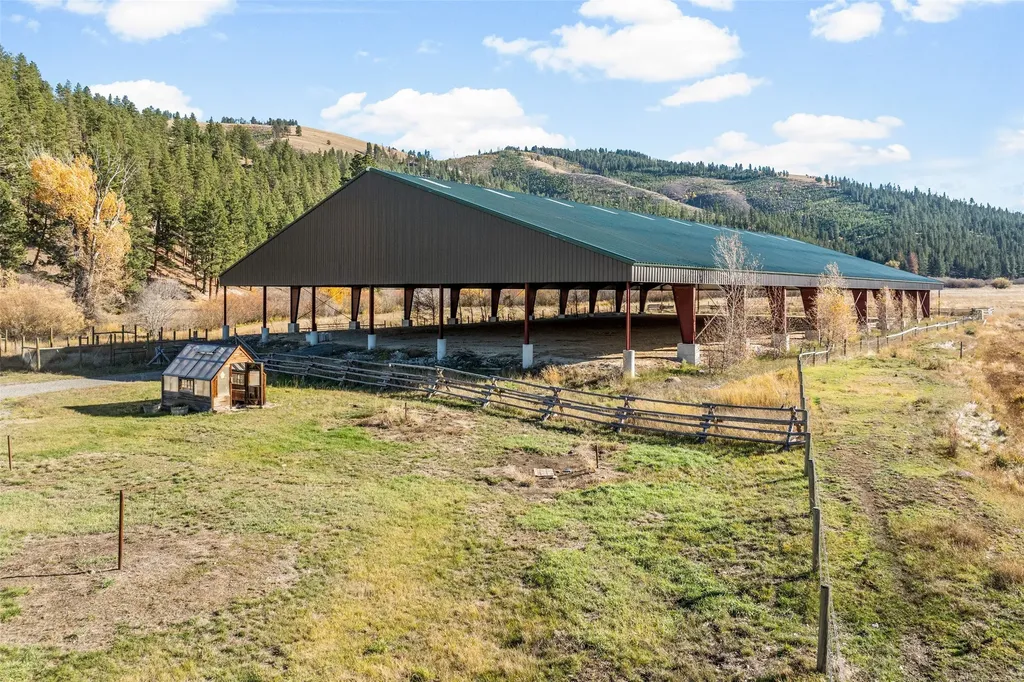7802 Us Highway 93 S Sula MT 59871