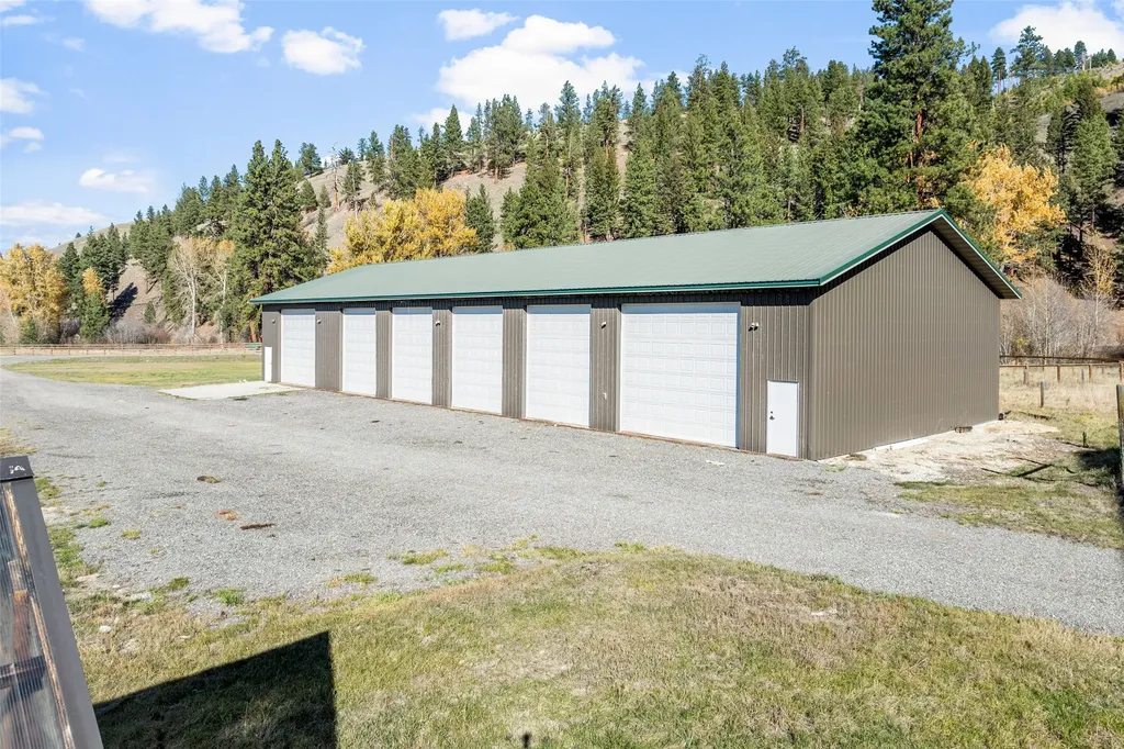 7802 Us Highway 93 S Sula MT 59871