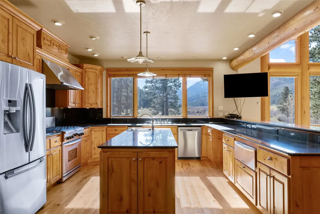 7802 Us Highway 93 S Sula MT 59871