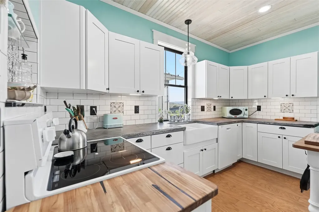 40109 Majestic Court Polson MT 59860