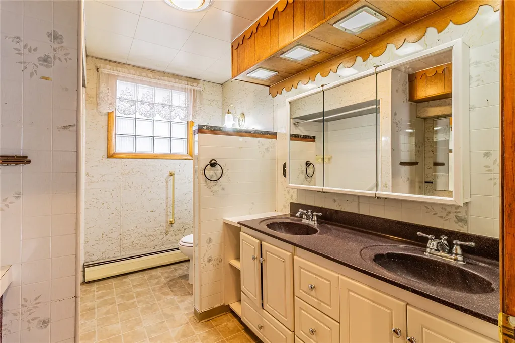 1044 S Wyoming Street Butte MT 59701