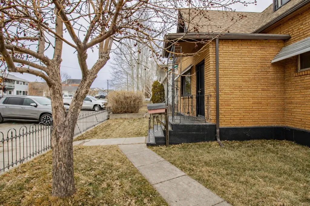 1044 S Wyoming Street Butte MT 59701