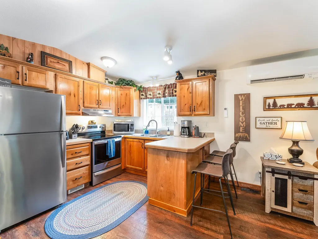 47 Mcdonald Creek Lane West Glacier MT 59936