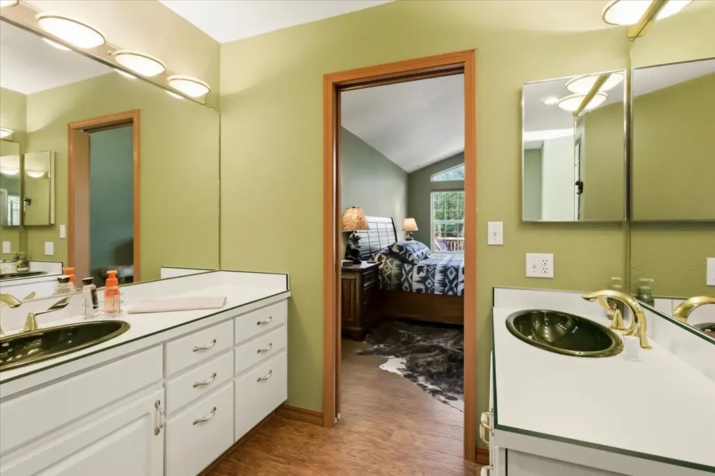 1800 Pomeroy Trail Eureka MT 59917