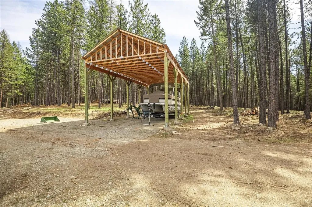 1800 Pomeroy Trail Eureka MT 59917