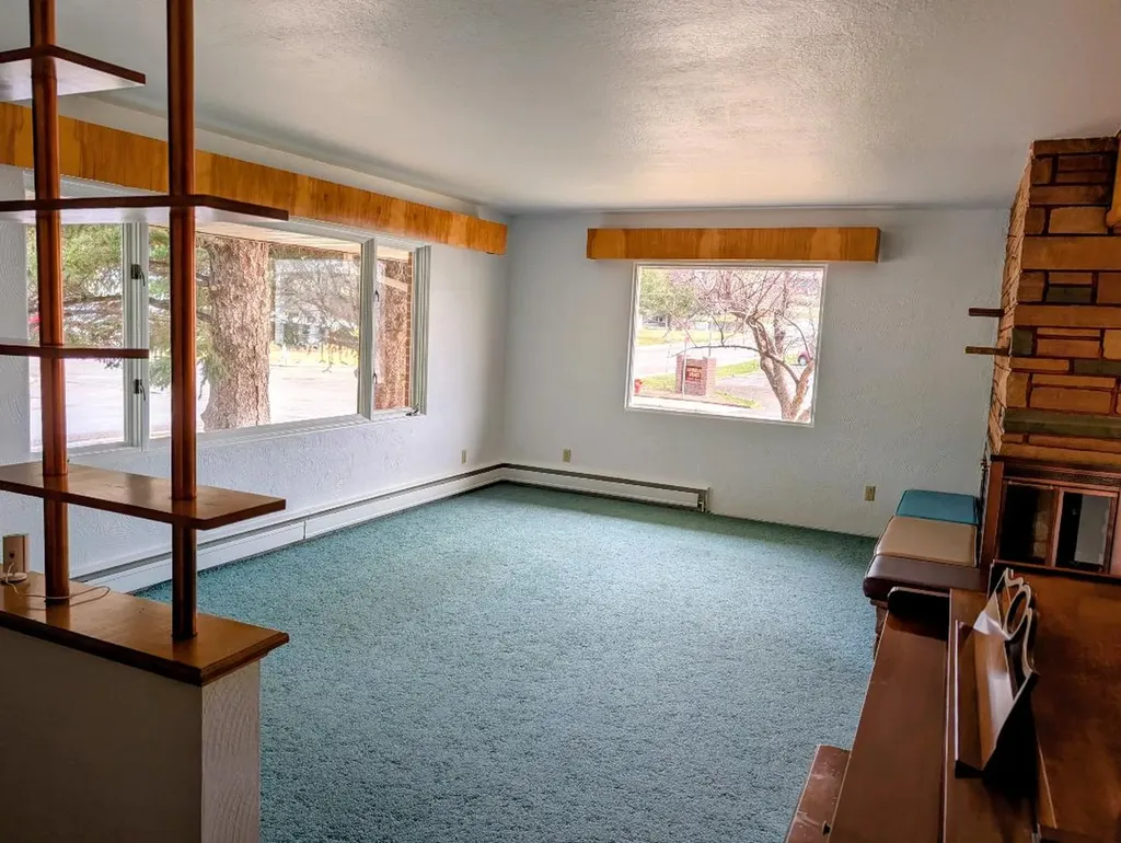 300 Gallatin Street Shelby MT 59474
