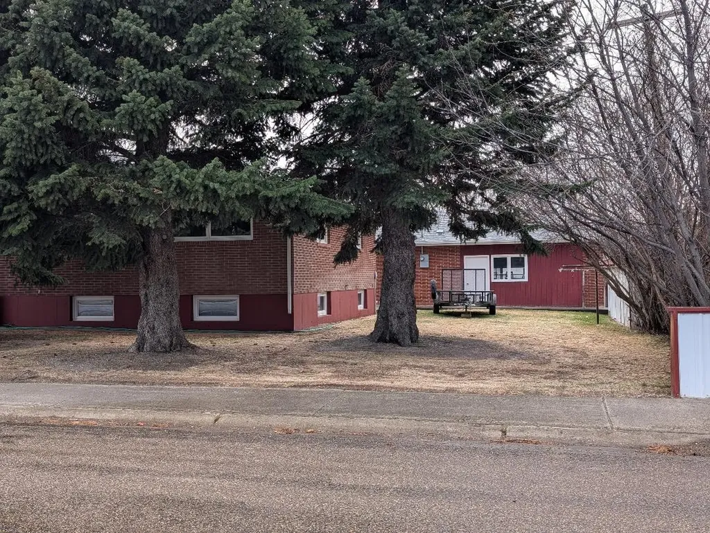 300 Gallatin Street Shelby MT 59474