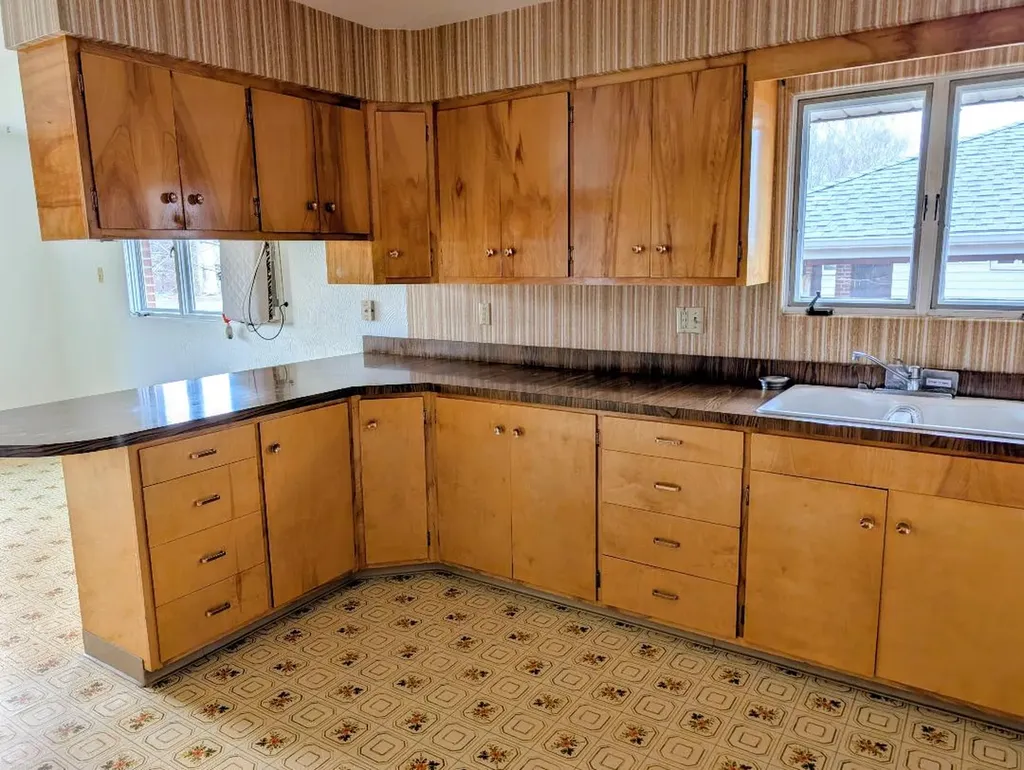 300 Gallatin Street Shelby MT 59474
