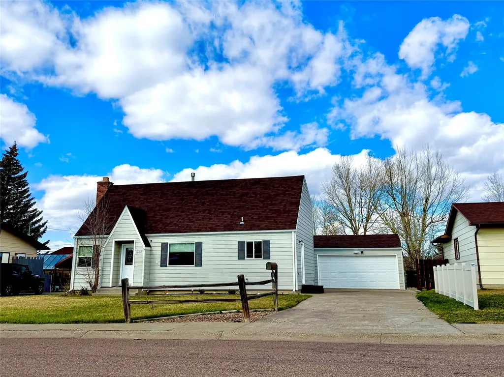 629 35th Avenue NE Great Falls MT 59404