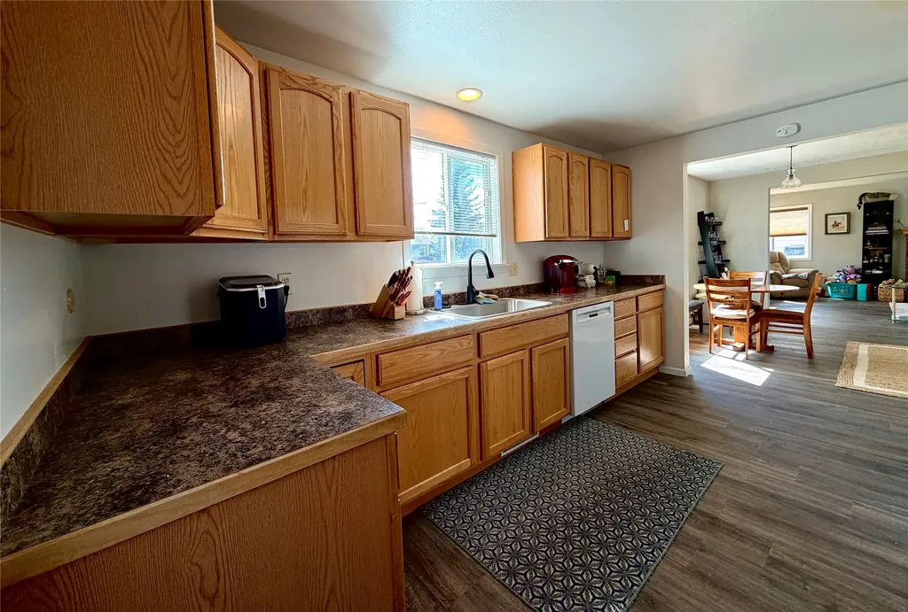 629 35th Avenue NE Great Falls MT 59404