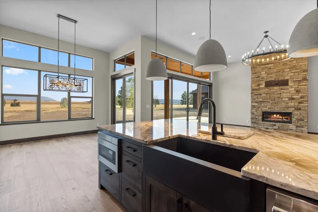 110 Paradise Loop Eureka MT 59917