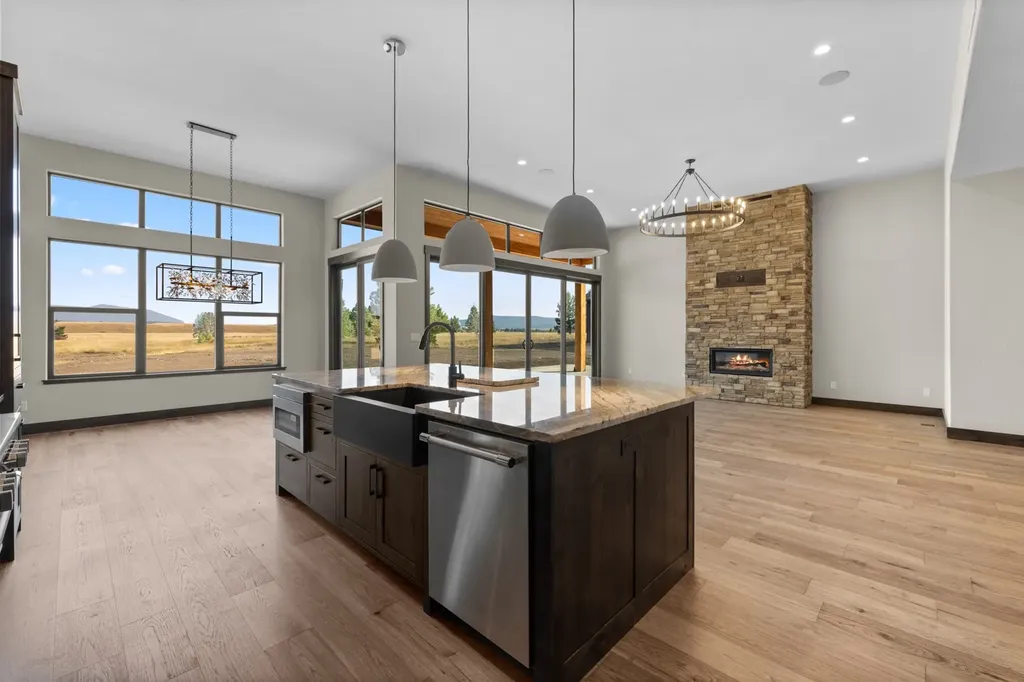110 Paradise Loop Eureka MT 59917
