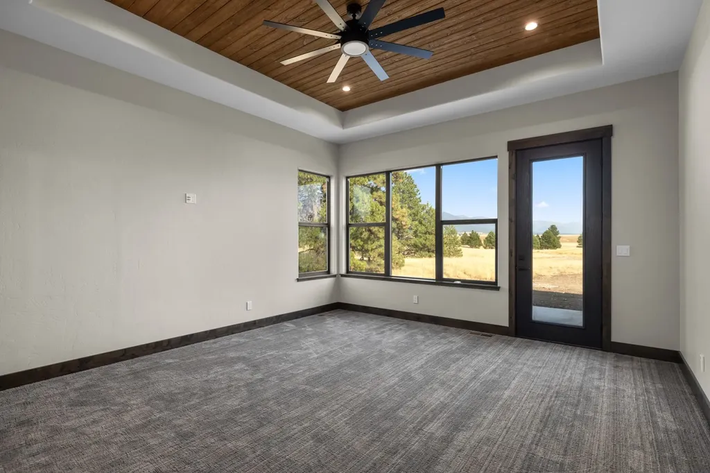 110 Paradise Loop Eureka MT 59917
