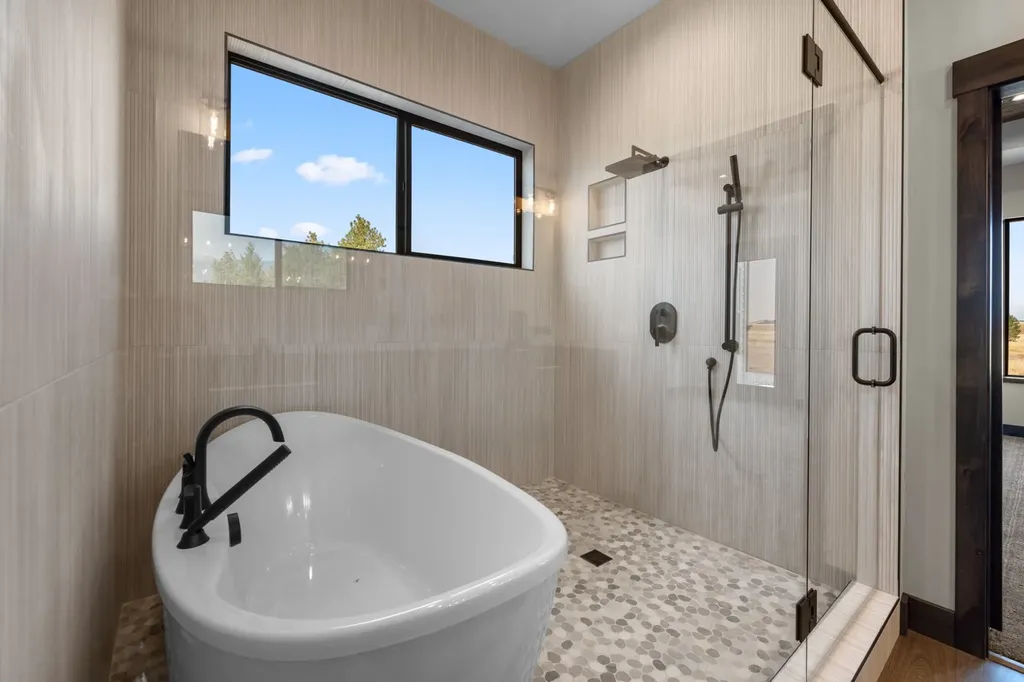 110 Paradise Loop Eureka MT 59917