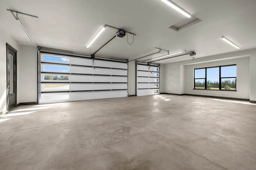 110 Paradise Loop Eureka MT 59917