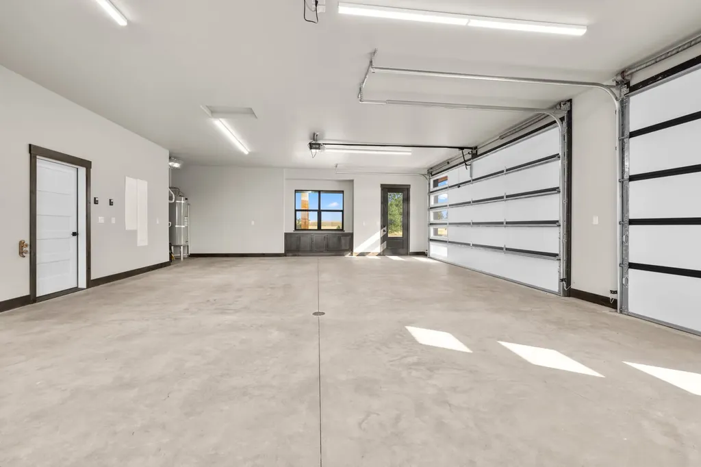 110 Paradise Loop Eureka MT 59917