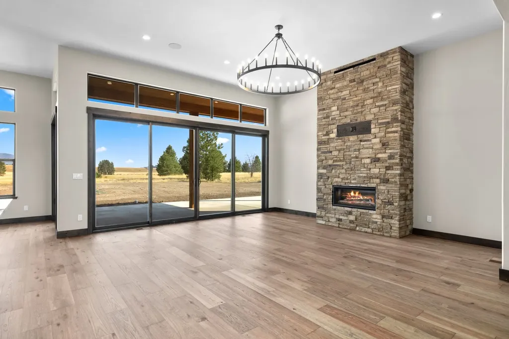 110 Paradise Loop Eureka MT 59917