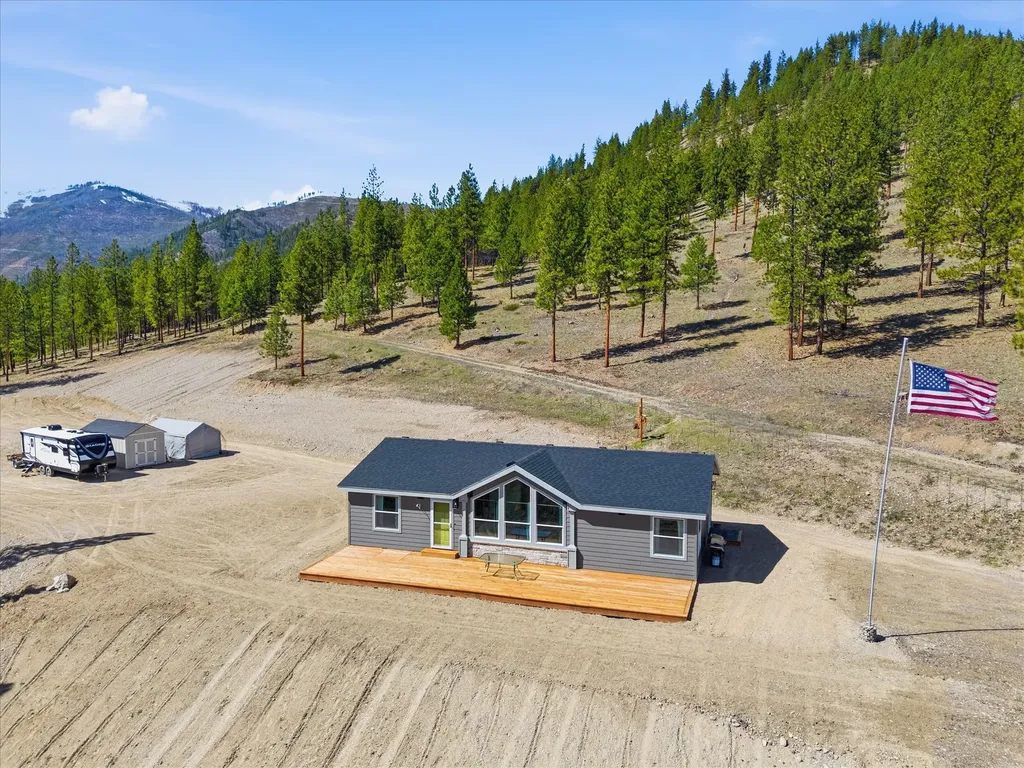 625 Bear Paw Trail Superior MT 59872