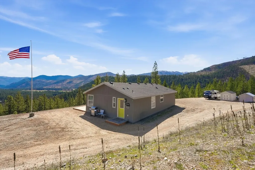 625 Bear Paw Trail Superior MT 59872