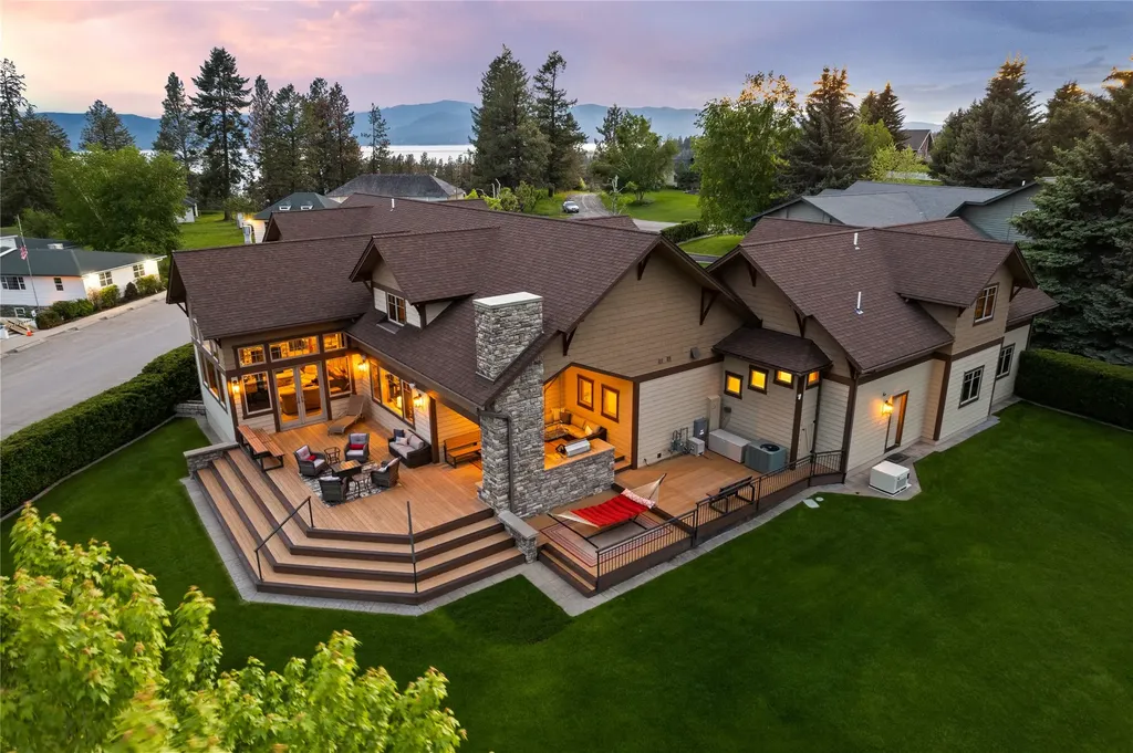 125 S Crestview Terrace Bigfork MT 59911