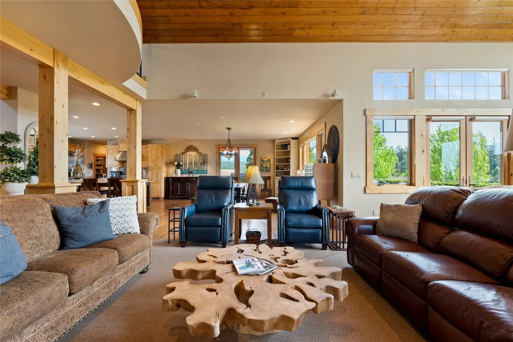 125 S Crestview Terrace Bigfork MT 59911