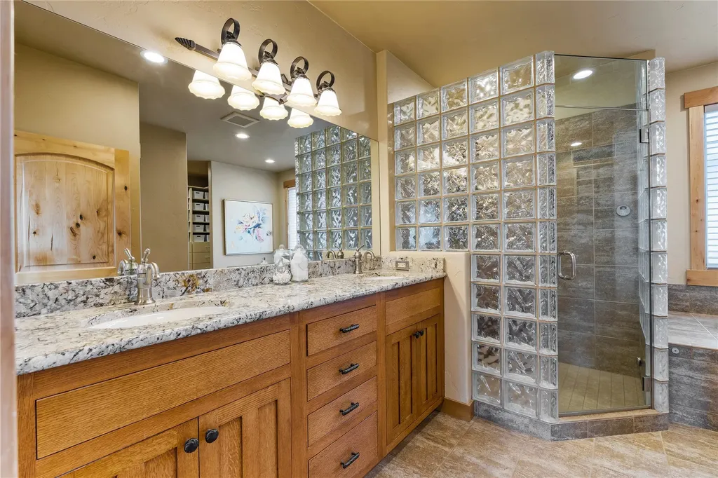125 S Crestview Terrace Bigfork MT 59911