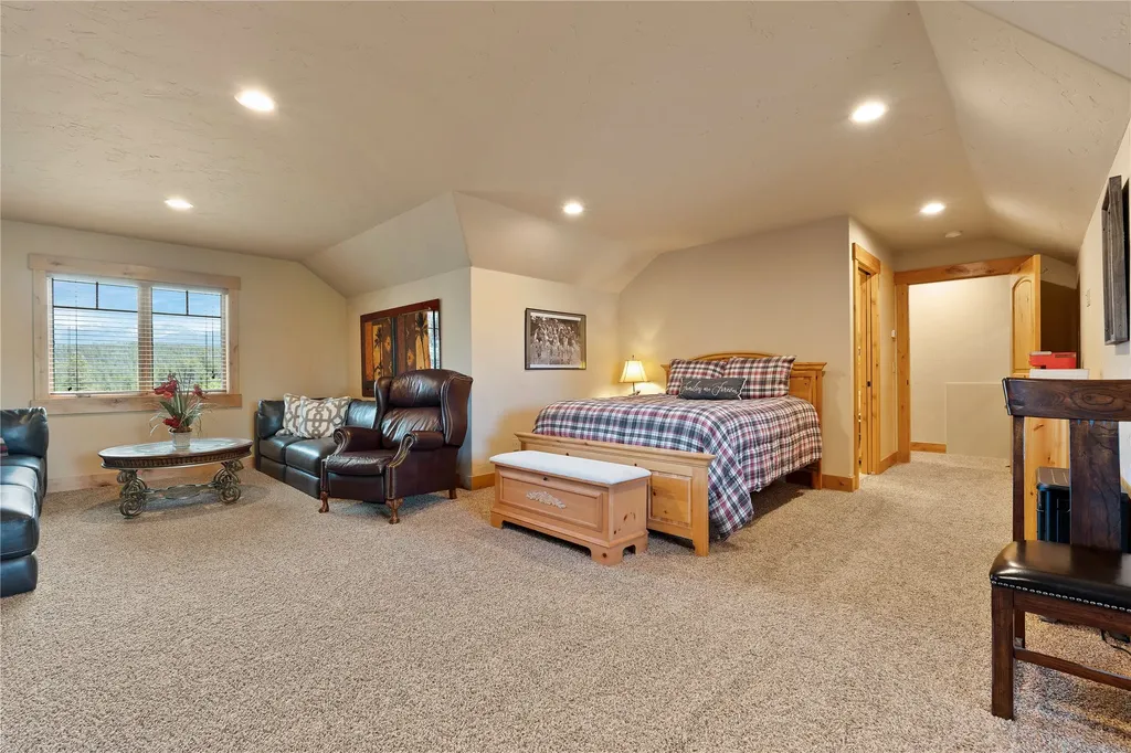 125 S Crestview Terrace Bigfork MT 59911