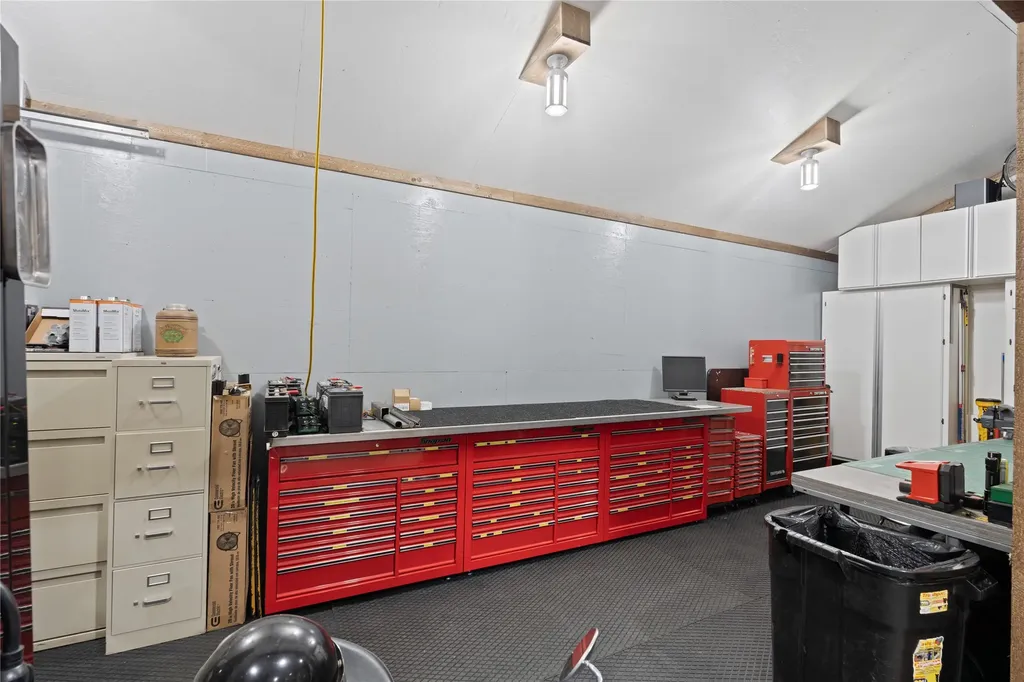 125 S Crestview Terrace Bigfork MT 59911
