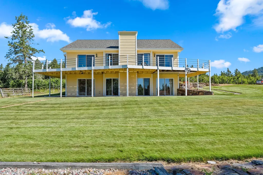 33676 Hilltop Terrace Bigfork MT 59911
