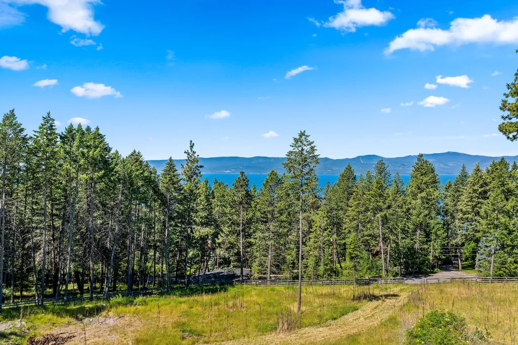 33676 Hilltop Terrace Bigfork MT 59911