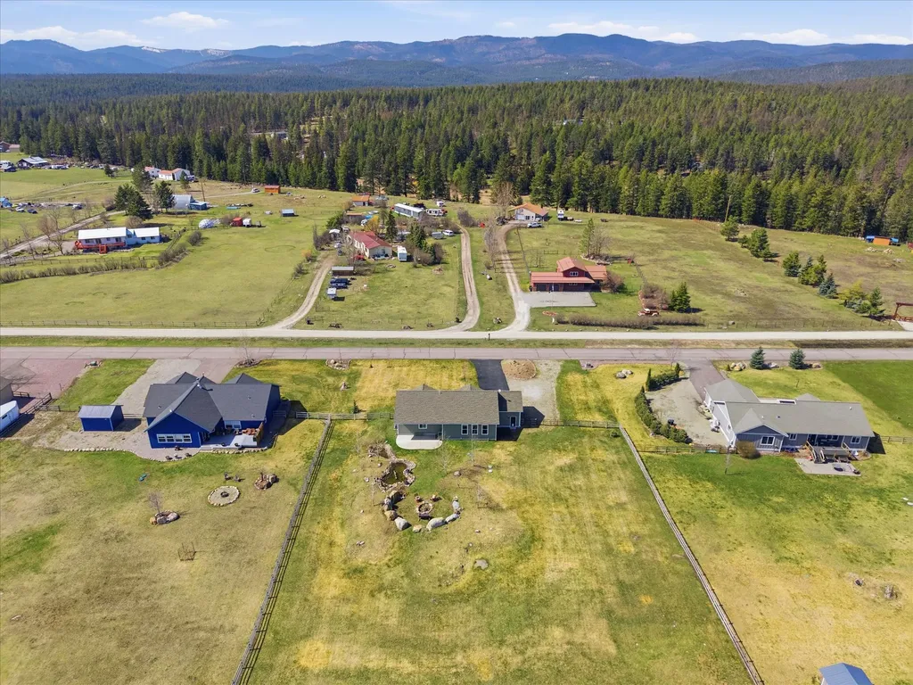 253 Lost Creek Lane Kalispell MT 59901