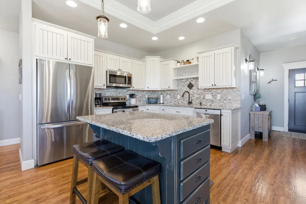 253 Lost Creek Lane Kalispell MT 59901