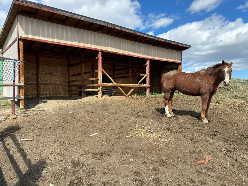 348 Cottonwood Road Cardwell MT 59721