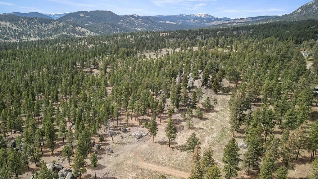 15 Old Abe Road Clancy MT 59634