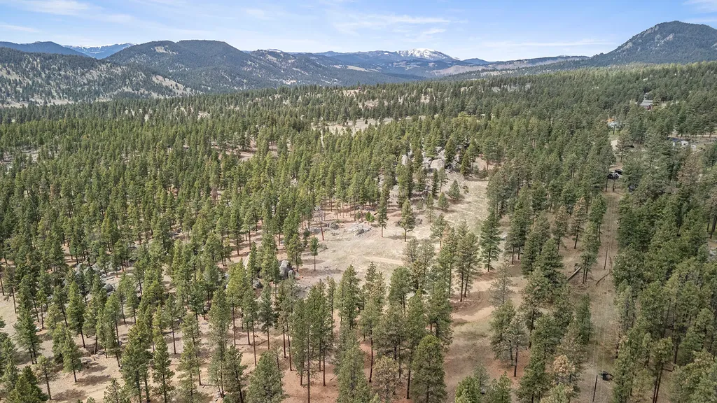 15 Old Abe Road Clancy MT 59634