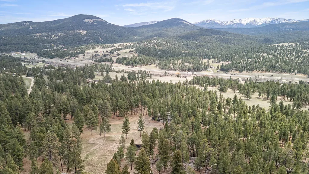 15 Old Abe Road Clancy MT 59634