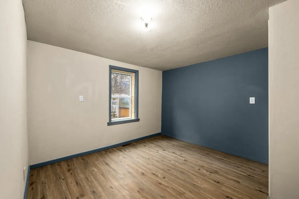1020 1st Avenue W Columbia Falls MT 59912
