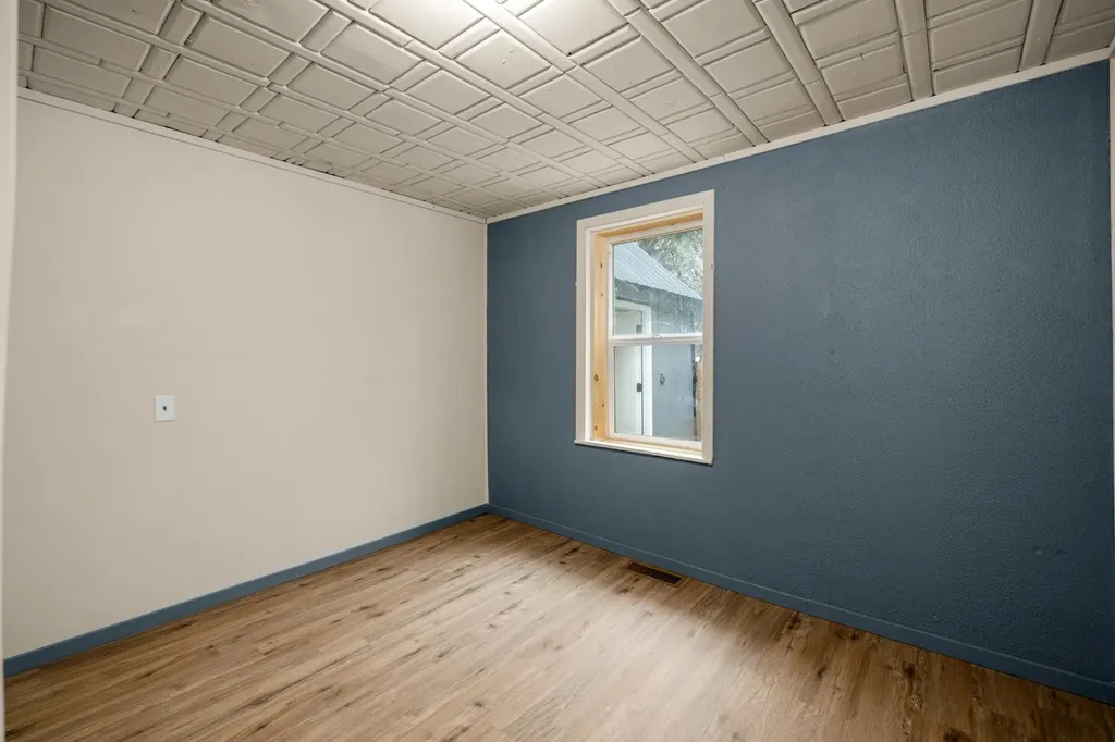1020 1st Avenue W Columbia Falls MT 59912