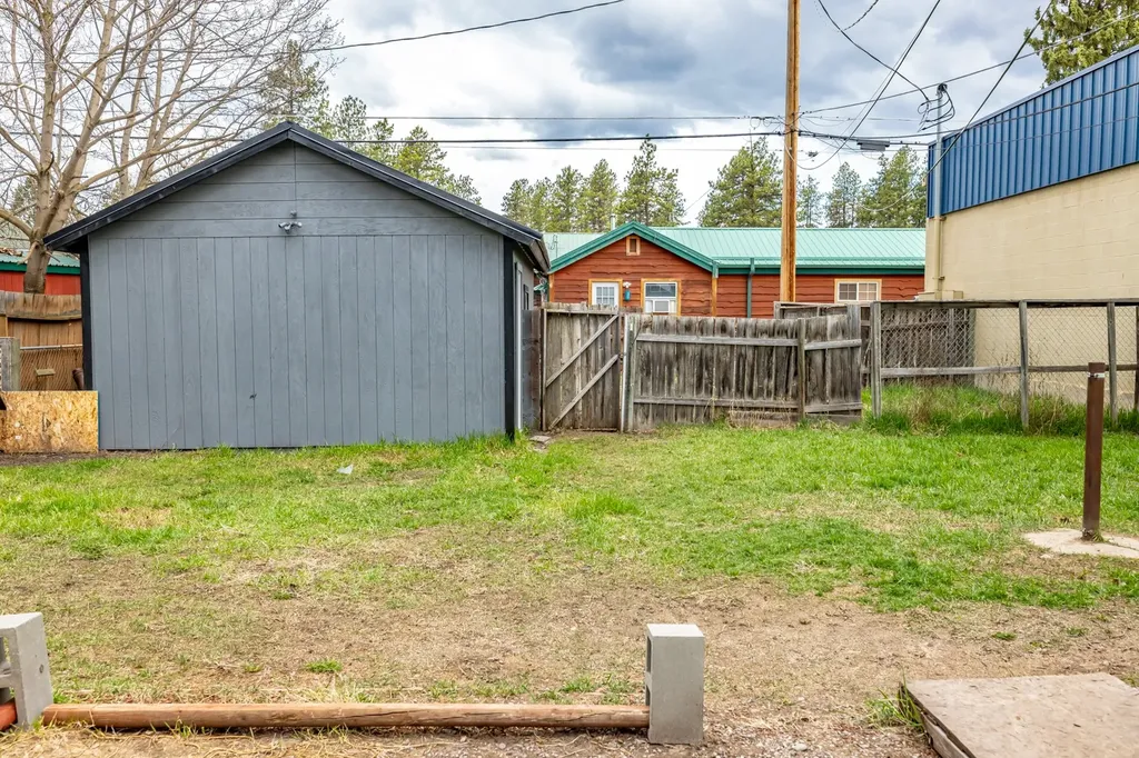 1020 1st Avenue W Columbia Falls MT 59912