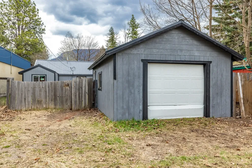 1020 1st Avenue W Columbia Falls MT 59912