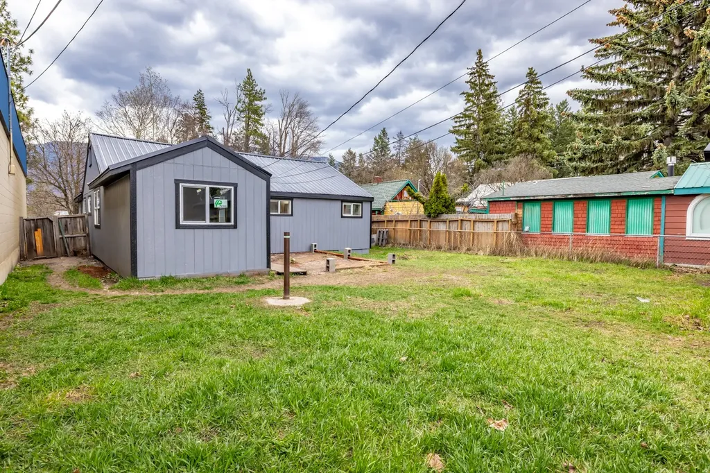 1020 1st Avenue W Columbia Falls MT 59912