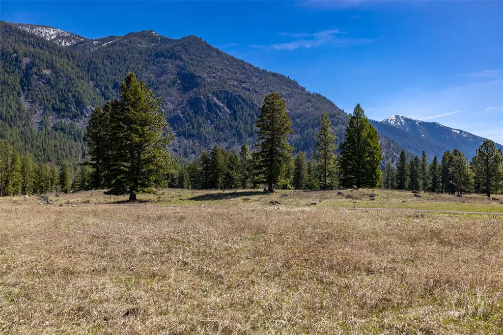 67 Mack Road Columbia Falls MT 59912