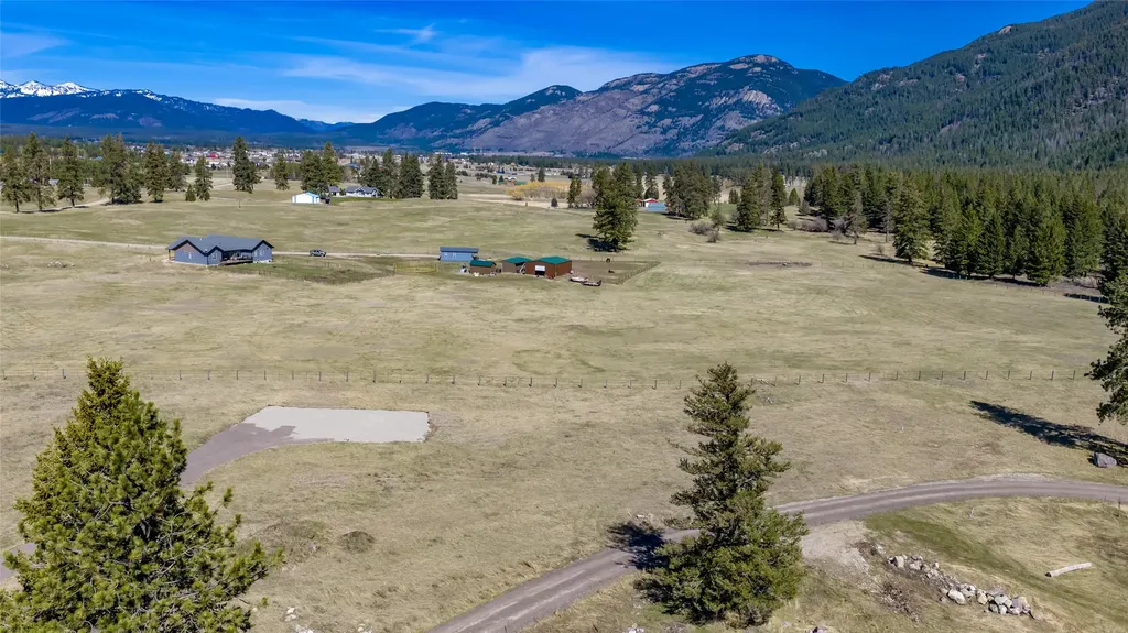 67 Mack Road Columbia Falls MT 59912