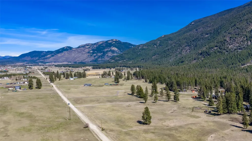 67 Mack Road Columbia Falls MT 59912
