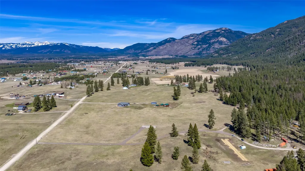 67 Mack Road Columbia Falls MT 59912