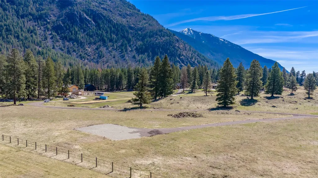 67 Mack Road Columbia Falls MT 59912