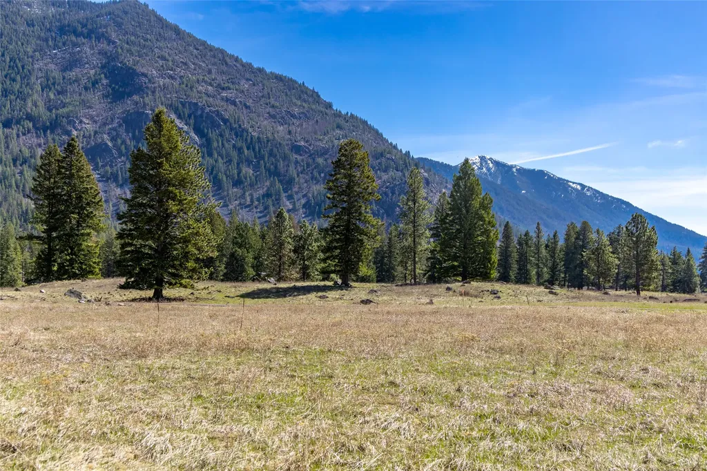 67 Mack Road Columbia Falls MT 59912
