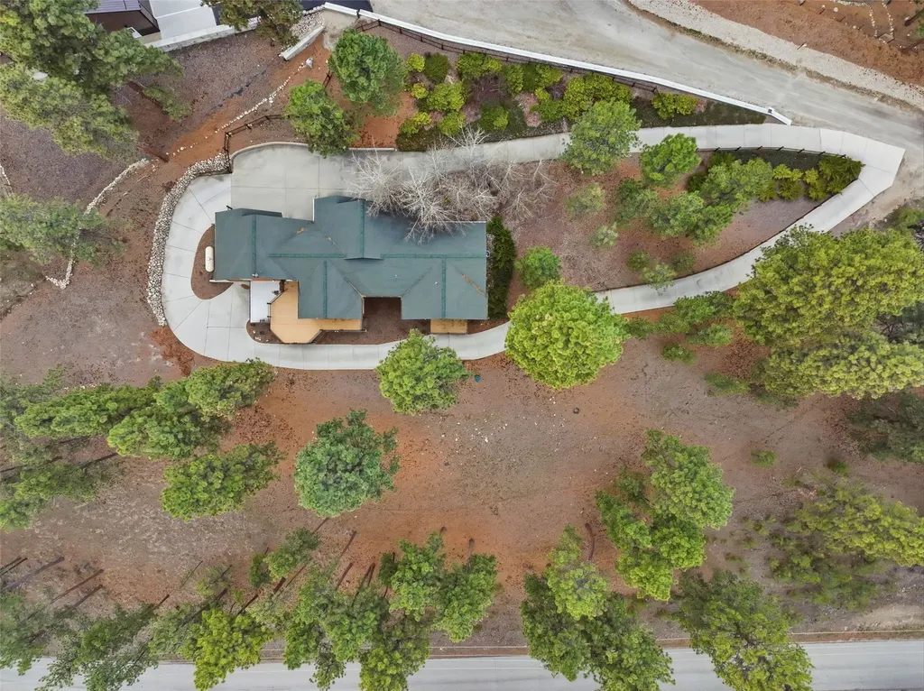 215 Peekaboo Trail Hamilton MT 59840