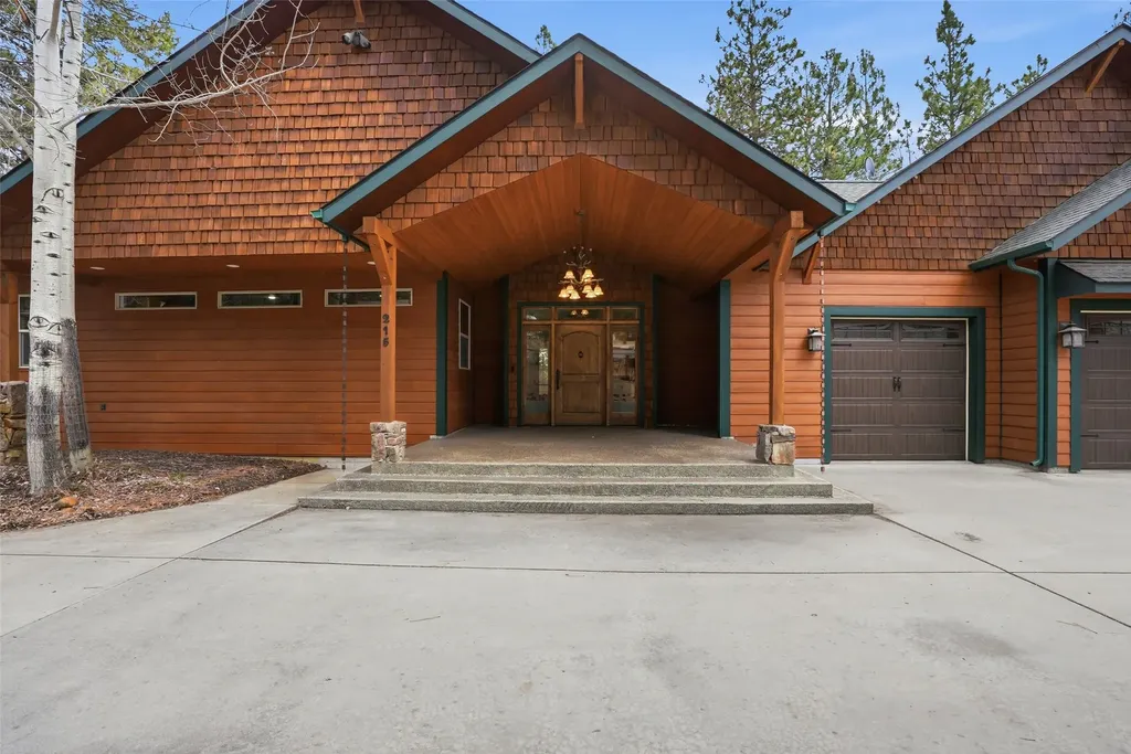 215 Peekaboo Trail Hamilton MT 59840