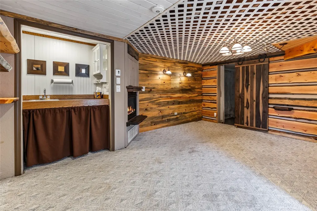 2335 Gilbert Avenue Missoula MT 59802